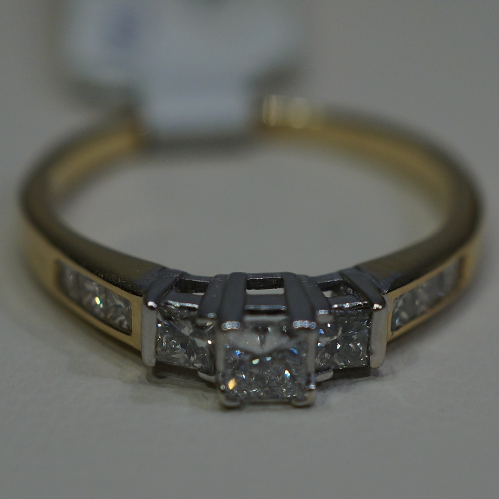 14KTT Gold Genuine Princess Cut Diamond Ring - Picture 3 of 6